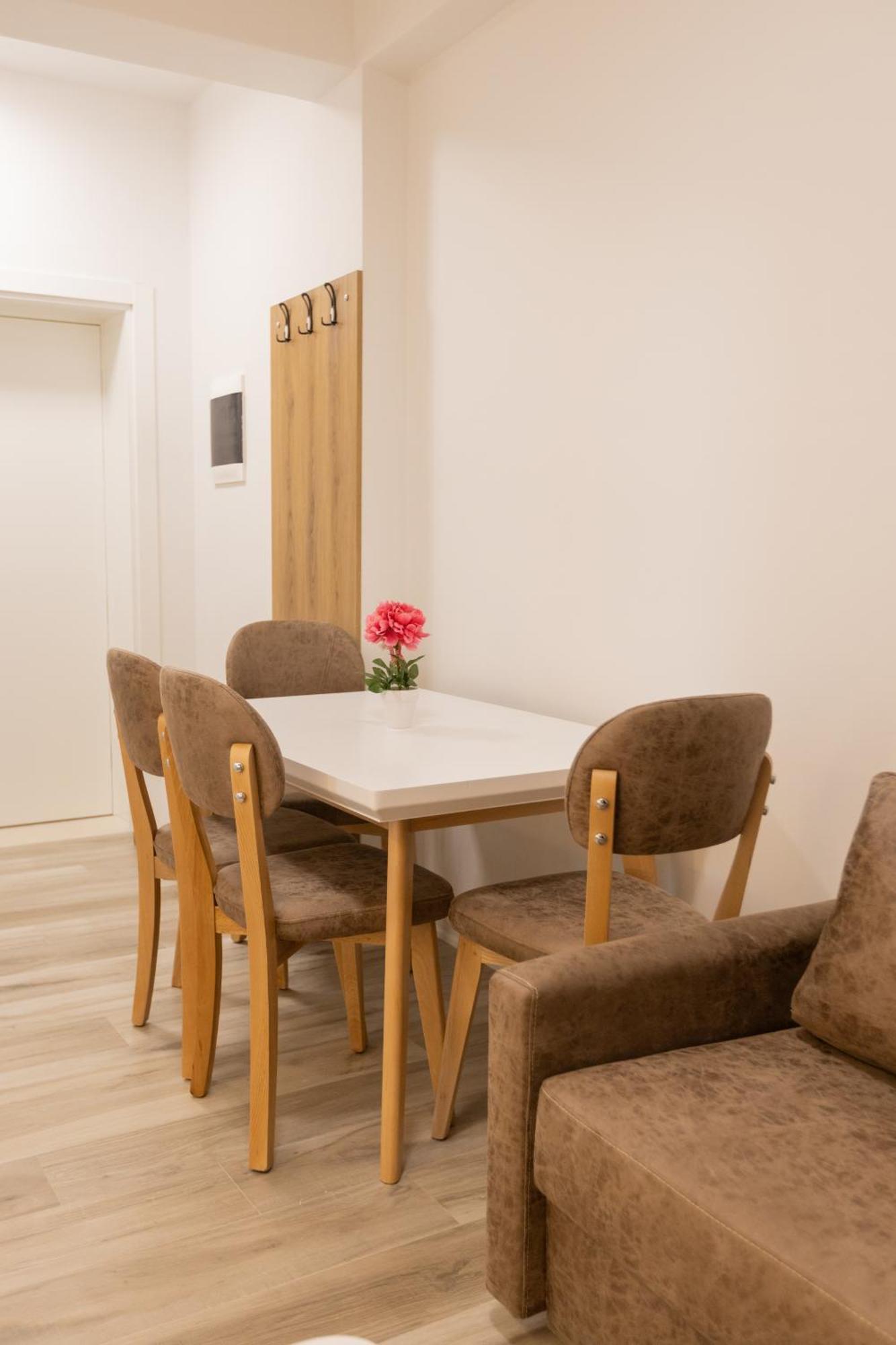 Vlorë Zani'S Villa מראה חיצוני תמונה